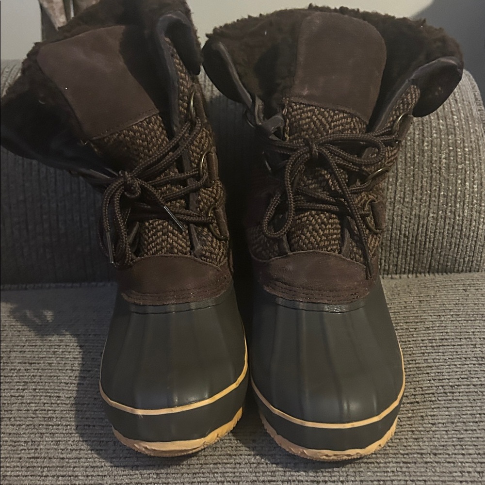 Brown and Black Lace-Up Winter Boots